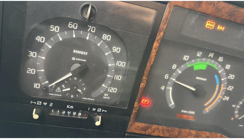 Leasing de Renault AE 440 Magnum E-tech (BOITE MANUELLE / MANUAL GEARBOX / 6X2) Renault AE 440 Magnum E-tech (BOITE MANUELLE / MANUAL GEARBOX / 6X2): foto 17