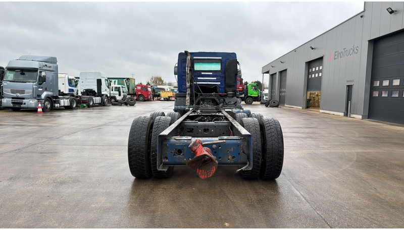 Renault Kerax 385 (POMPE MANUELLE / BOITE MANUELLE / LAMES / STEEL SUSP.) - Camión chasis: foto 5 Renault Kerax 385 (POMPE MANUELLE / BOITE MANUELLE / LAMES / STEEL SUSP.) - Camión chasis: foto 5