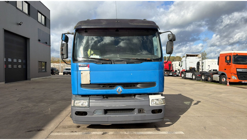 Renault Premium 320 (BOITE MANUELLE / MANUAL GEARBOX) - Camión chasis: foto 2 Renault Premium 320 (BOITE MANUELLE / MANUAL GEARBOX) - Camión chasis: foto 2