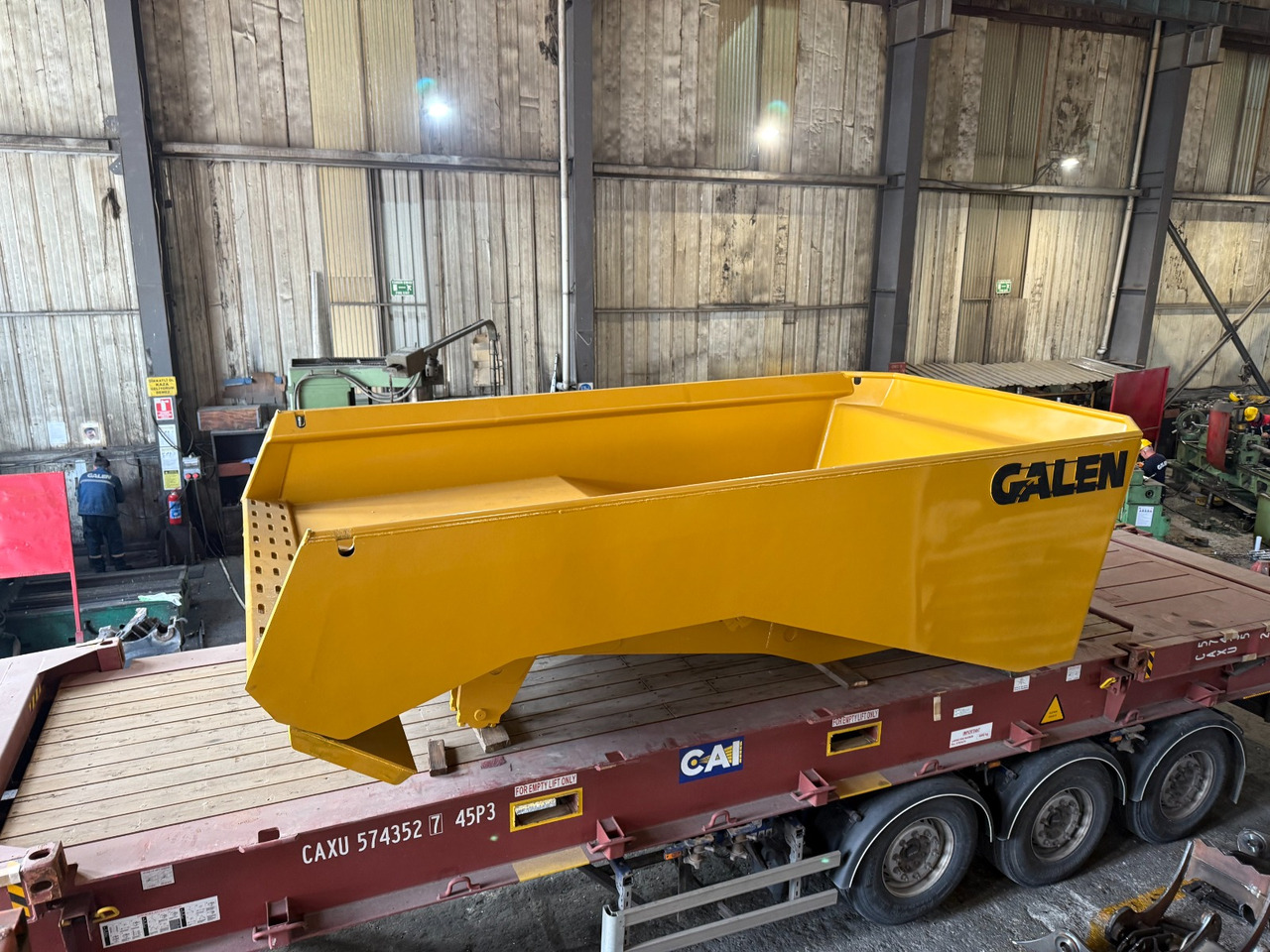 EPIROC MT42 Dump - Carrocería y exterior: foto 1 EPIROC MT42 Dump - Carrocería y exterior: foto 1