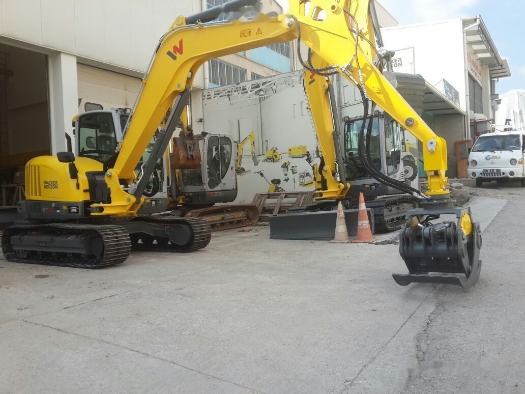 Galen Clamshell, Pollyp - Pinza de manipulación: foto 3 Galen Clamshell, Pollyp - Pinza de manipulación: foto 3