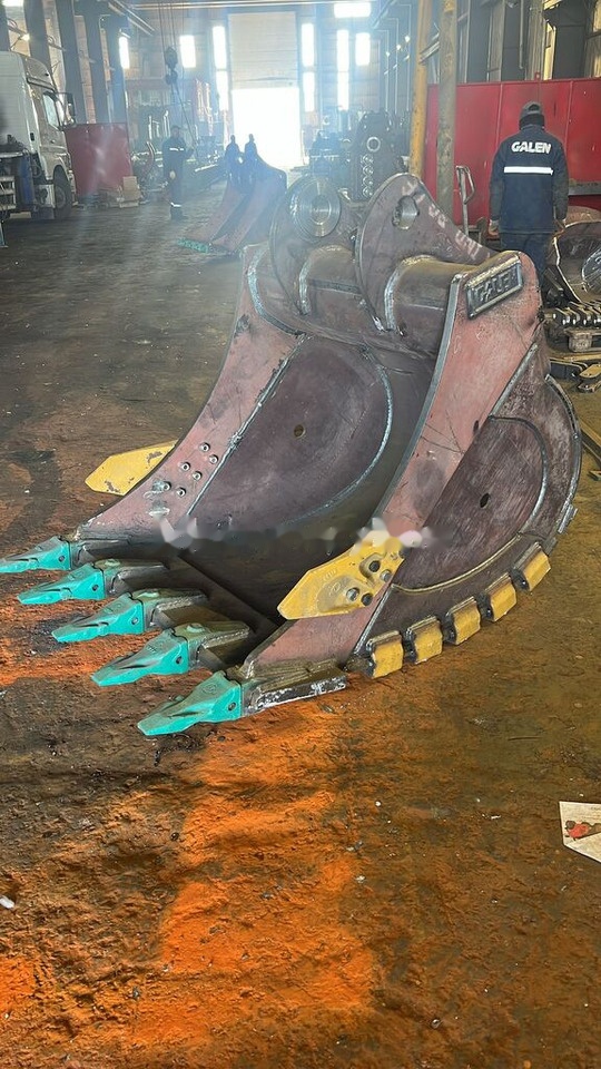 Hyundai HX225 Heavy Duty Bucket - Cazo para excavadora: foto 1 Hyundai HX225 Heavy Duty Bucket - Cazo para excavadora: foto 1