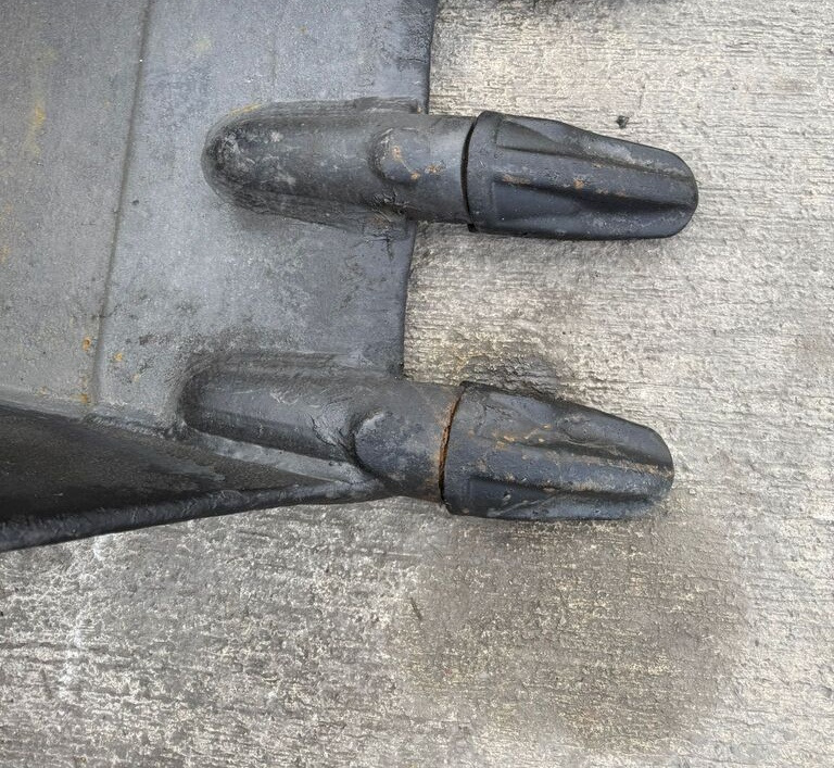 Komatsu PC200 Channel Bucket - Cazo para excavadora: foto 4 Komatsu PC200 Channel Bucket - Cazo para excavadora: foto 4