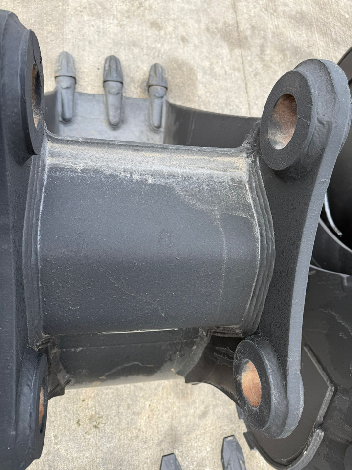 Komatsu PC200 - Cazo para excavadora para Maquinaria de construcción: foto 1 Komatsu PC200 - Cazo para excavadora para Maquinaria de construcción: foto 1