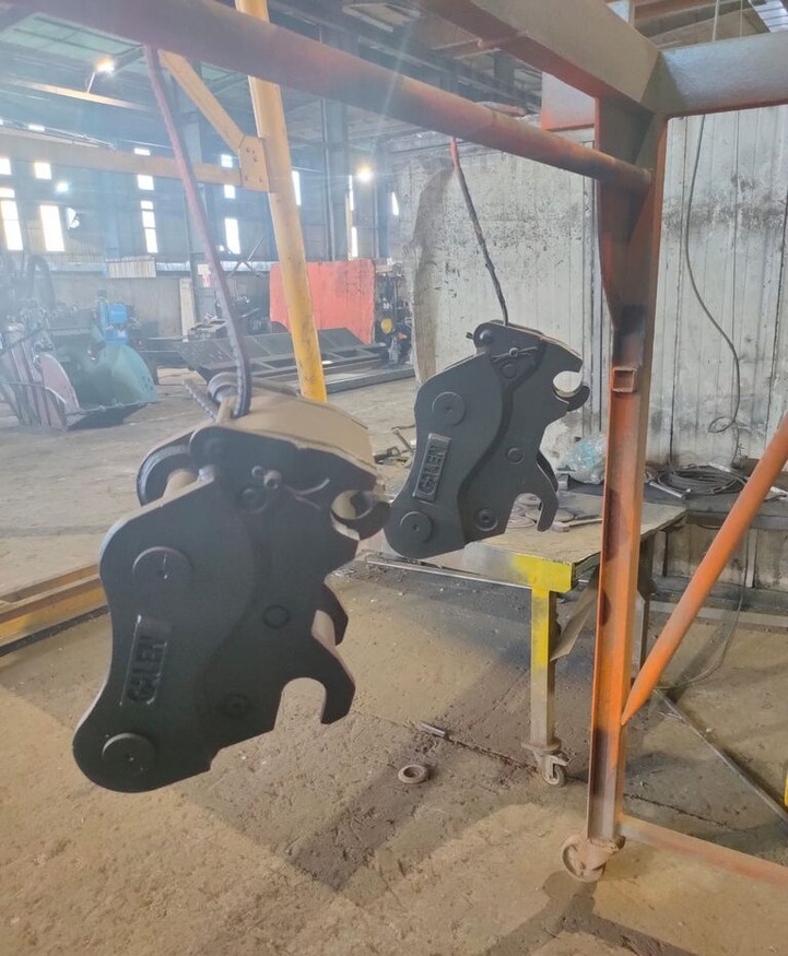 Sany SY35 - Acoplamiento rápido para Excavadora: foto 1 Sany SY35 - Acoplamiento rápido para Excavadora: foto 1