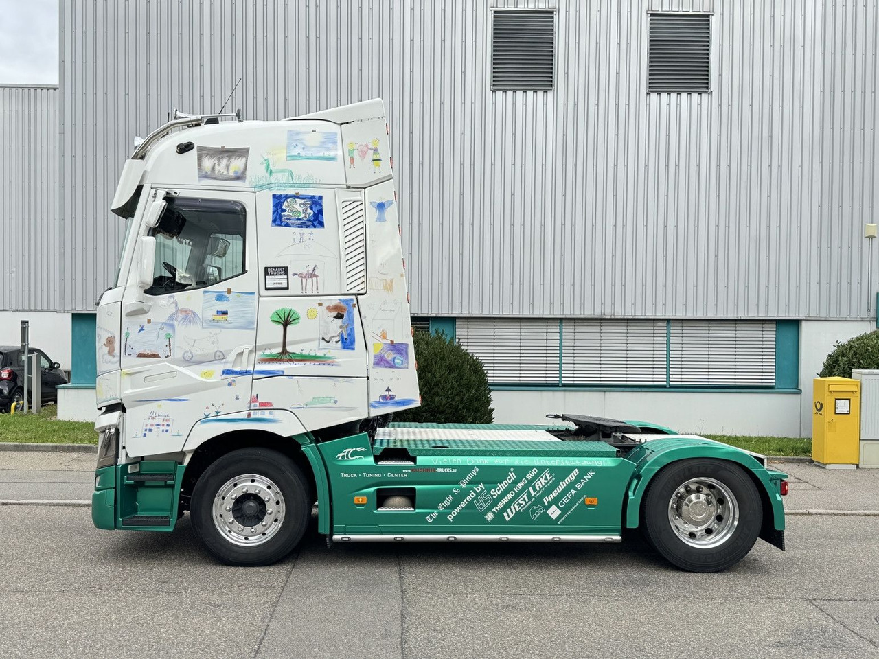 Renault T520 HIGHCAB Comfort 2-Tanks Retarder Airbrush - Cabeza tractora: foto 4 Renault T520 HIGHCAB Comfort 2-Tanks Retarder Airbrush - Cabeza tractora: foto 4