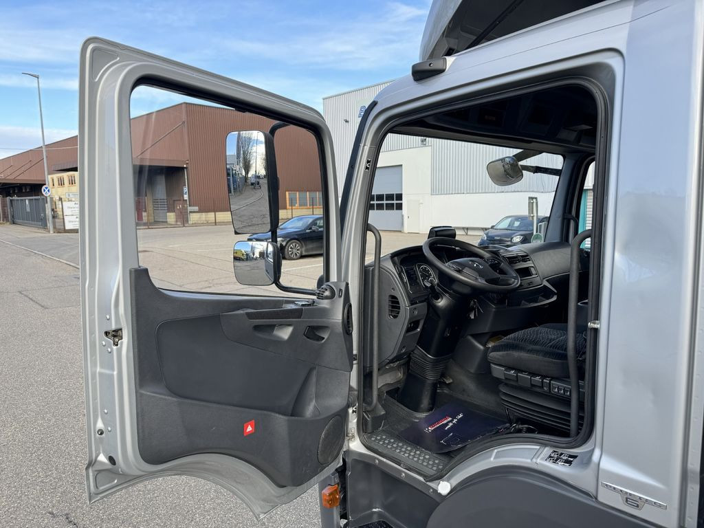 Leasing de Mercedes-Benz Atego 823L Pritsche 7,2m LBW Klima Automatik  Mercedes-Benz Atego 823L Pritsche 7,2m LBW Klima Automatik: foto 12