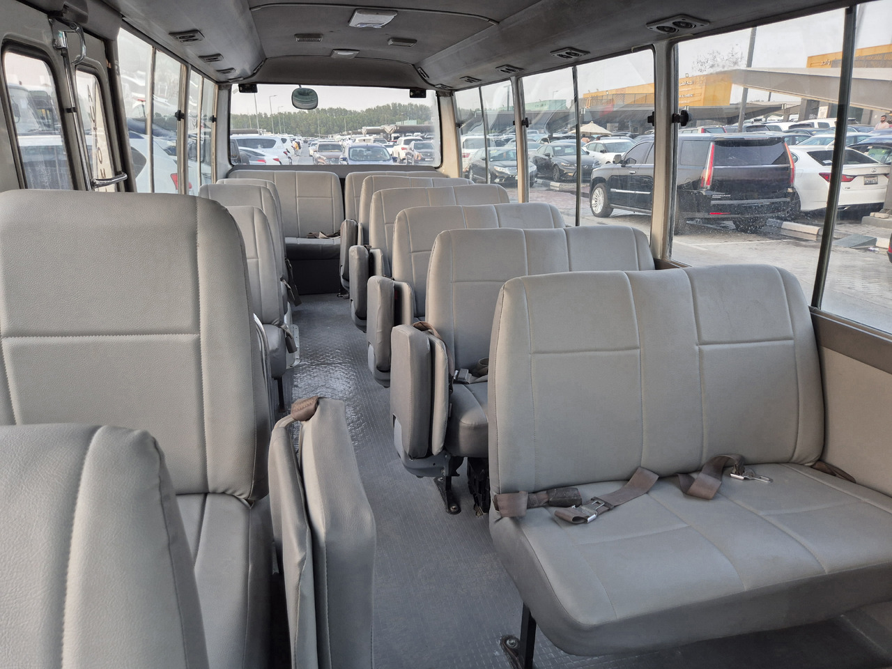 TOYOTA Coaster ... 25 places ...climatisé - Minibús, Furgoneta de pasajeros: foto 5 TOYOTA Coaster ... 25 places ...climatisé - Minibús, Furgoneta de pasajeros: foto 5