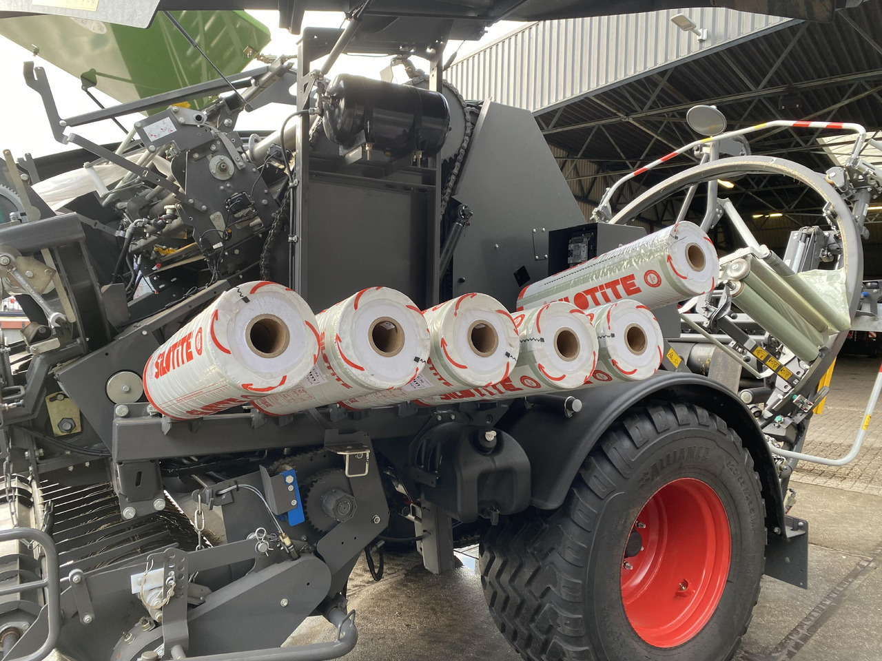 Fendt Rotana 130F Combi - Encintadora de pacas: foto 5 Fendt Rotana 130F Combi - Encintadora de pacas: foto 5