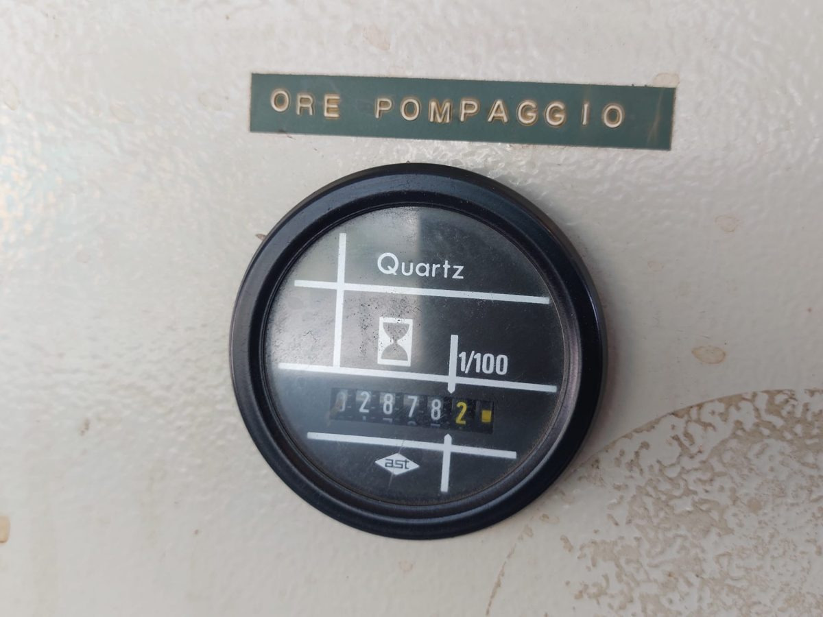 VOLVO FM12 R64 380 - Bomba de hormigón: foto 2 VOLVO FM12 R64 380 - Bomba de hormigón: foto 2