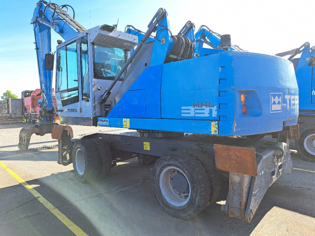 Fuchs MHL331E + Grapple - Manipulador de materiales: foto 3 Fuchs MHL331E + Grapple - Manipulador de materiales: foto 3