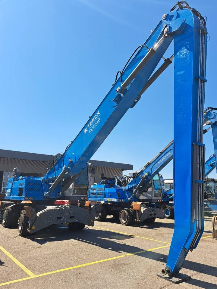Fuchs MHL350D - Manipulador de materiales: foto 3 Fuchs MHL350D - Manipulador de materiales: foto 3