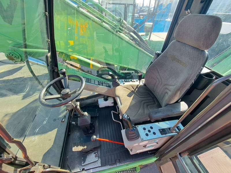 Sennebogen 825M-C - Manipulador de materiales: foto 5 Sennebogen 825M-C - Manipulador de materiales: foto 5