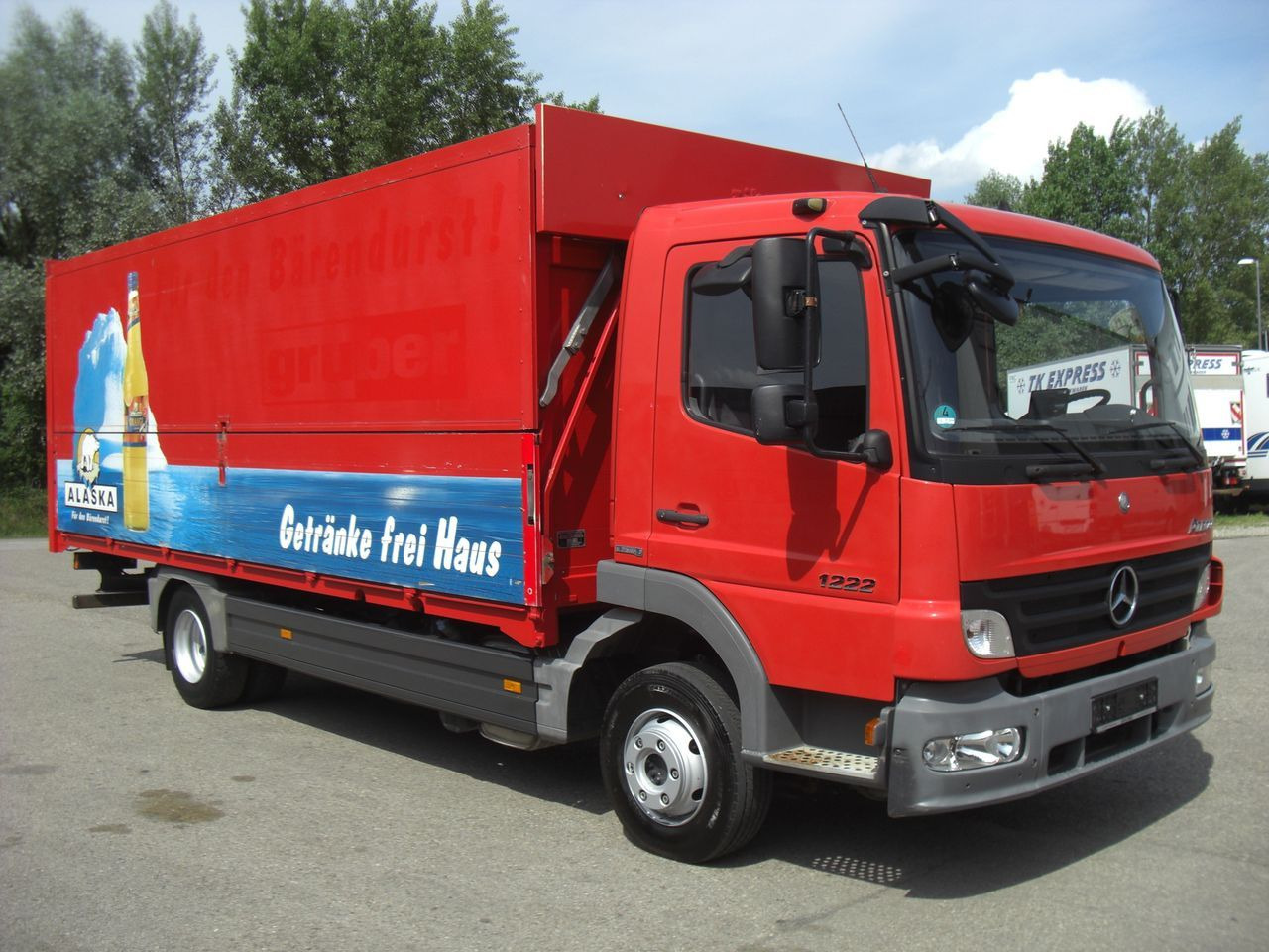 Mercedes-Benz 1222L / Automatik - Camión transporte de bebidas: foto 2 Mercedes-Benz 1222L / Automatik - Camión transporte de bebidas: foto 2
