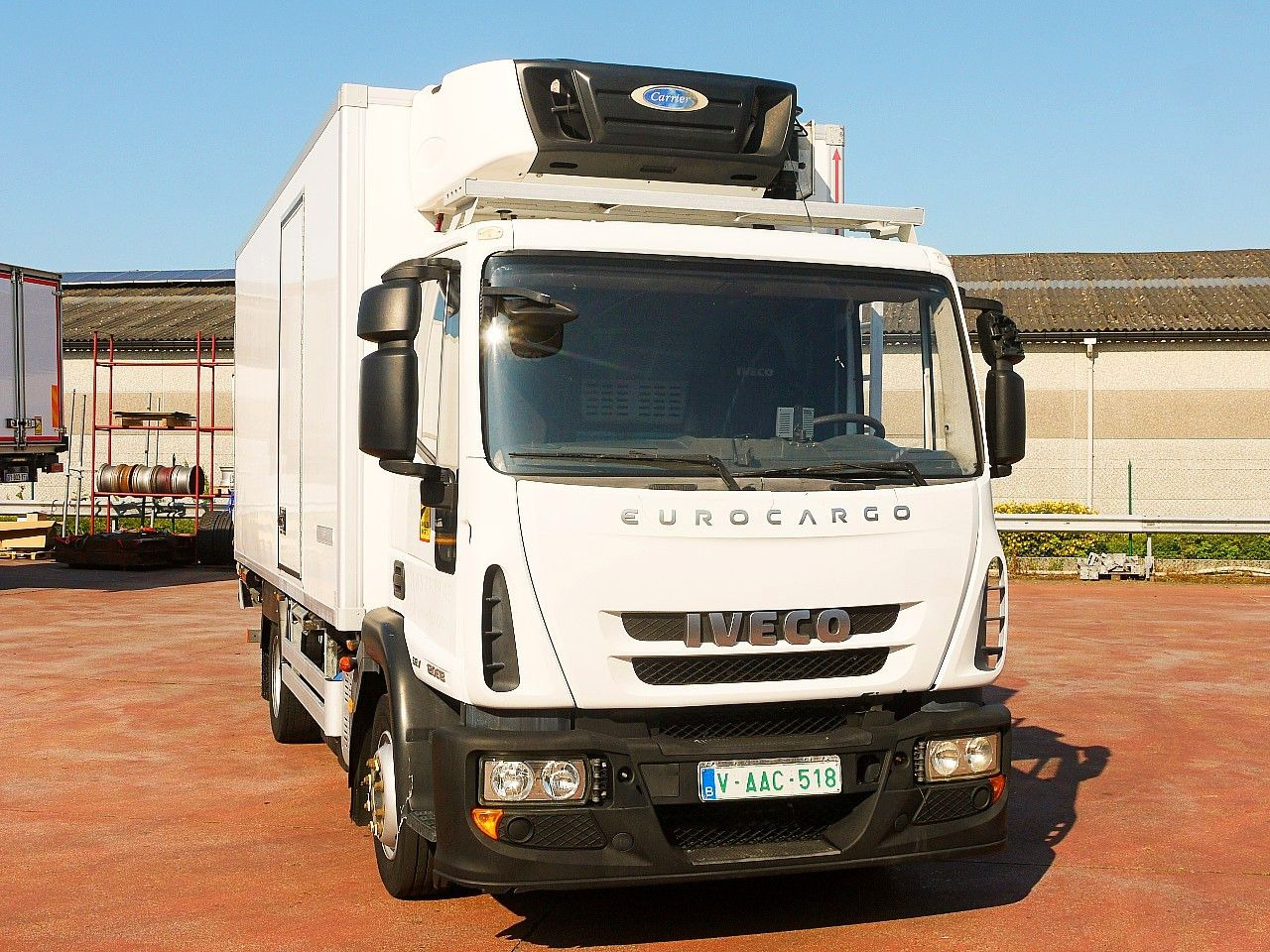 Iveco 120E18 EUROCARGO KUHLKOFFER CARRIER SUPRA 550 - Camión frigorífico: foto 1 Iveco 120E18 EUROCARGO KUHLKOFFER CARRIER SUPRA 550 - Camión frigorífico: foto 1