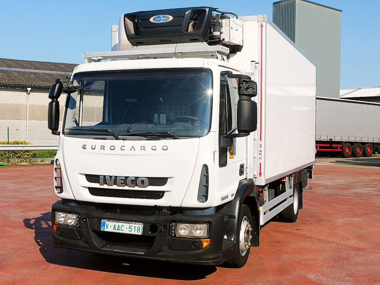 Iveco 120E18 EUROCARGO KUHLKOFFER CARRIER SUPRA 550 - Camión frigorífico: foto 5 Iveco 120E18 EUROCARGO KUHLKOFFER CARRIER SUPRA 550 - Camión frigorífico: foto 5
