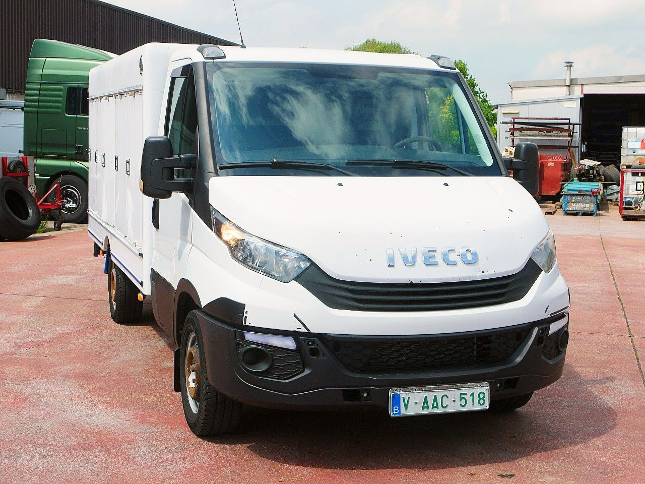 Iveco 35S12 DAILY ISOTHERM KOFFER 5 TURIG / AIRCO - Furgoneta frigorifica: foto 1 Iveco 35S12 DAILY ISOTHERM KOFFER 5 TURIG / AIRCO - Furgoneta frigorifica: foto 1
