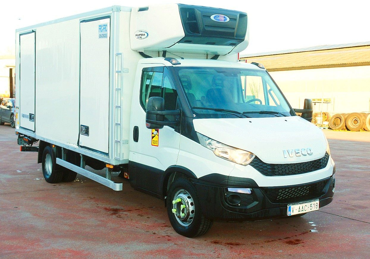 Iveco 70C17 DAILY KUHLKOFFER CARRIER SUPRA 750 MULTi - Furgoneta frigorifica: foto 2 Iveco 70C17 DAILY KUHLKOFFER CARRIER SUPRA 750 MULTi - Furgoneta frigorifica: foto 2