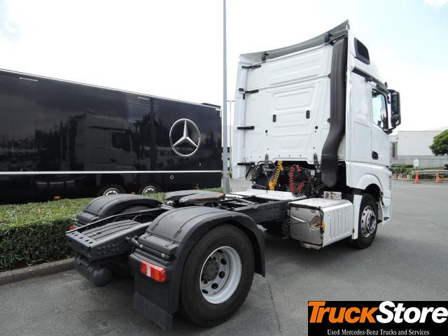 Mercedes-Benz Actros 1843 LS - Cabeza tractora: foto 4 Mercedes-Benz Actros 1843 LS - Cabeza tractora: foto 4