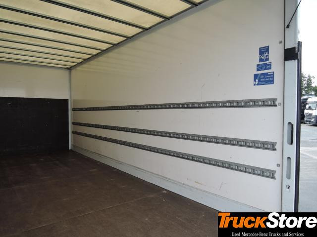 Furgoneta caja cerrada Mercedes-Benz Atego 818 L: foto 10 Furgoneta caja cerrada Mercedes-Benz Atego 818 L: foto 10