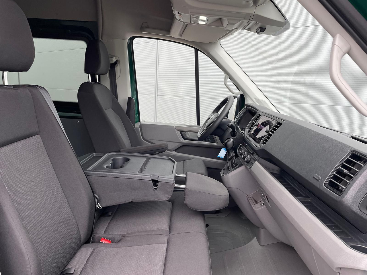 Furgón, Furgoneta combi MAN TGE 3.160 MIXTO L4H3 LED AHK DAB KAMERA SITZHZ: foto 25 Furgón, Furgoneta combi MAN TGE 3.160 MIXTO L4H3 LED AHK DAB KAMERA SITZHZ: foto 25