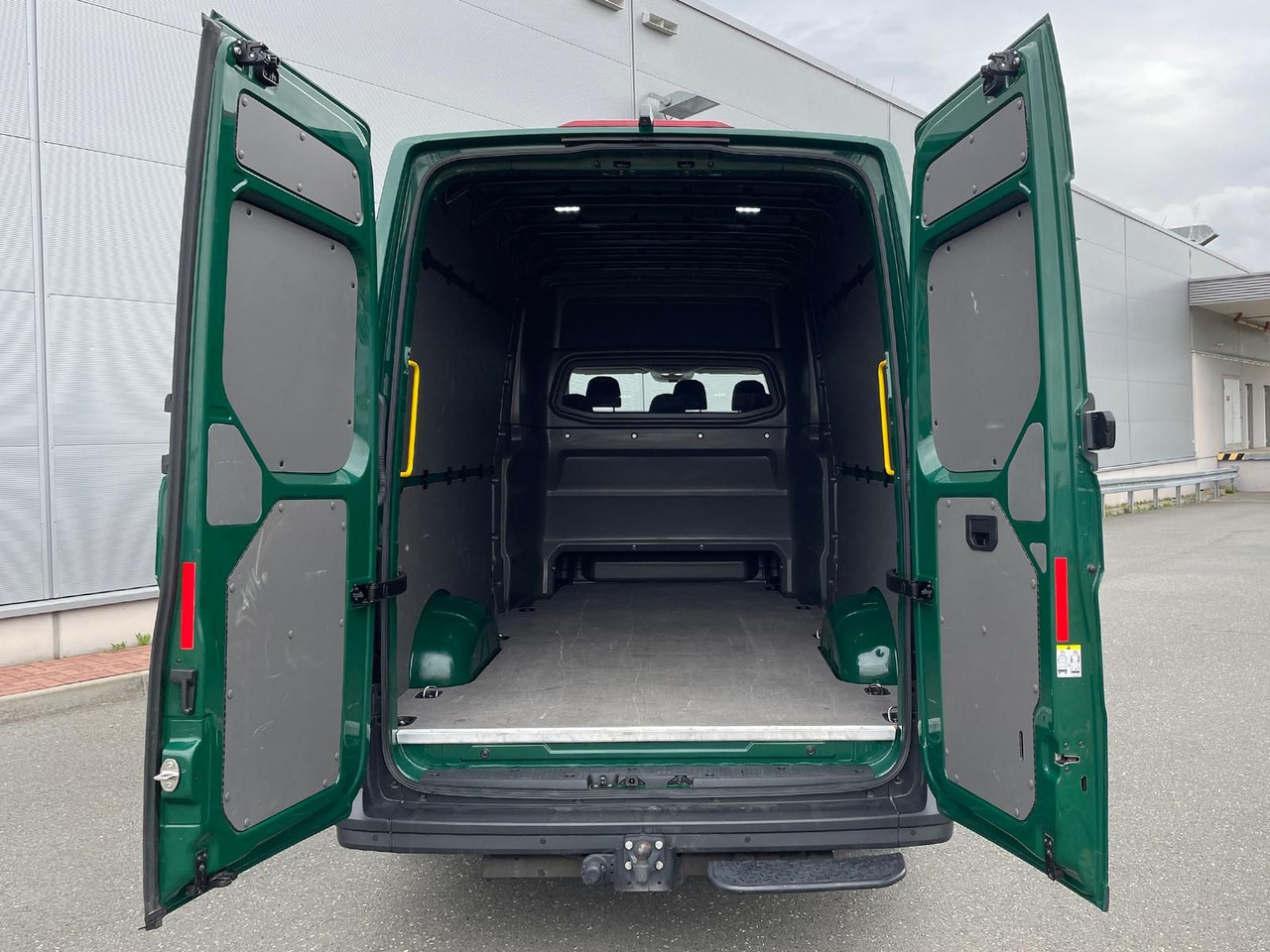 Furgón, Furgoneta combi MAN TGE 3.160 MIXTO L4H3 LED AHK DAB KAMERA SITZHZ: foto 11 Furgón, Furgoneta combi MAN TGE 3.160 MIXTO L4H3 LED AHK DAB KAMERA SITZHZ: foto 11