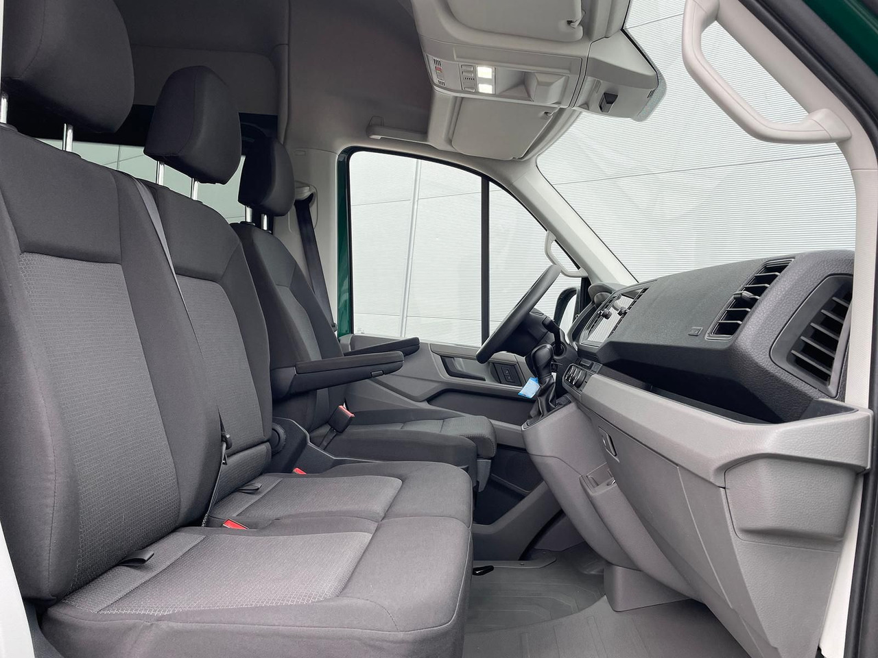 Furgón, Furgoneta combi MAN TGE 3.160 MIXTO L4H3 LED AHK DAB KAMERA SITZHZ: foto 14 Furgón, Furgoneta combi MAN TGE 3.160 MIXTO L4H3 LED AHK DAB KAMERA SITZHZ: foto 14