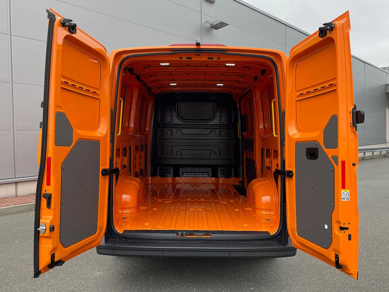 Furgón MAN TGE 3.180 Kasten L3H2 ACC LED STANDHZ NAVI: foto 35