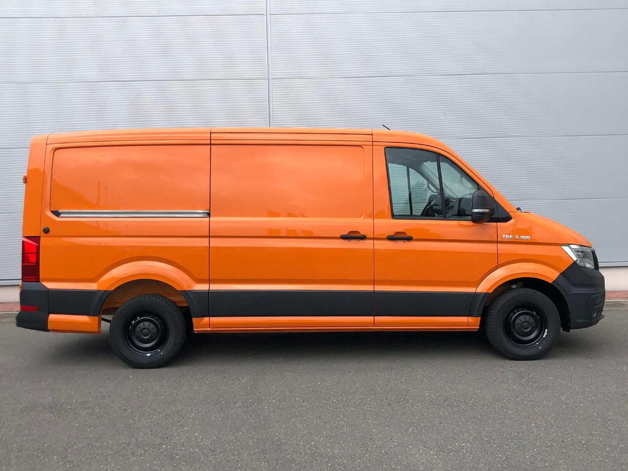 MAN TGE 3.180 Kasten L3H2 TEMPOMAT LED STANDHZ NAVI - Furgón: foto 5 MAN TGE 3.180 Kasten L3H2 TEMPOMAT LED STANDHZ NAVI - Furgón: foto 5