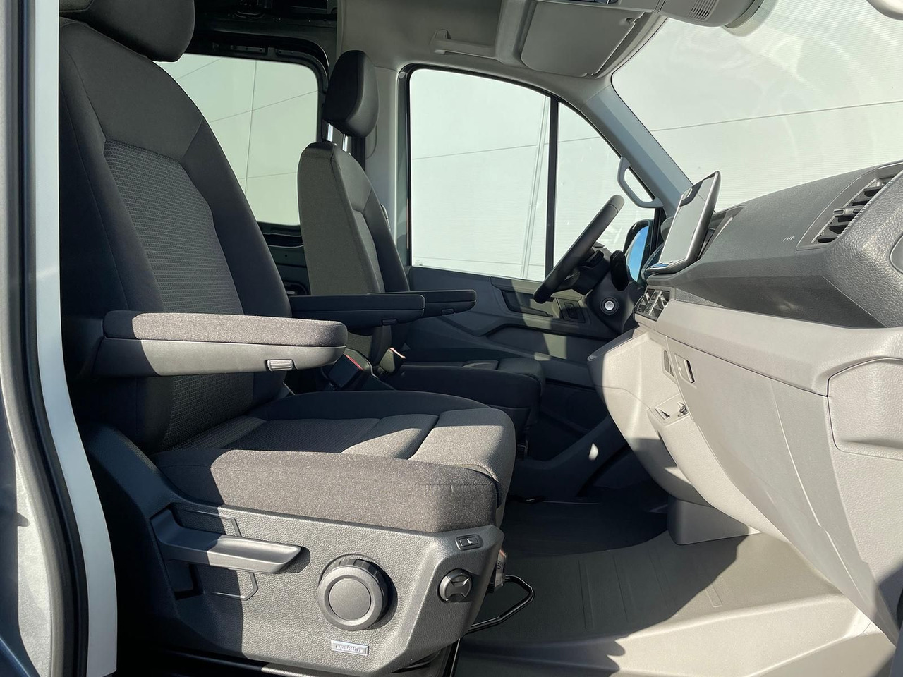 Furgón, Furgoneta combi MAN TGE 3.180 L3H2 MIXTO 4x4 AUTOM ACC LED AHK DAB: foto 13