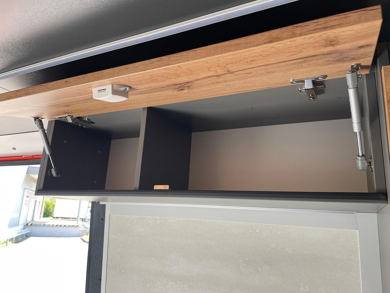 Furgón MAN TGE 3.180 L3H3 Individual S BF3+ BEGLEITFAHRZEUG: foto 33 Furgón MAN TGE 3.180 L3H3 Individual S BF3+ BEGLEITFAHRZEUG: foto 33