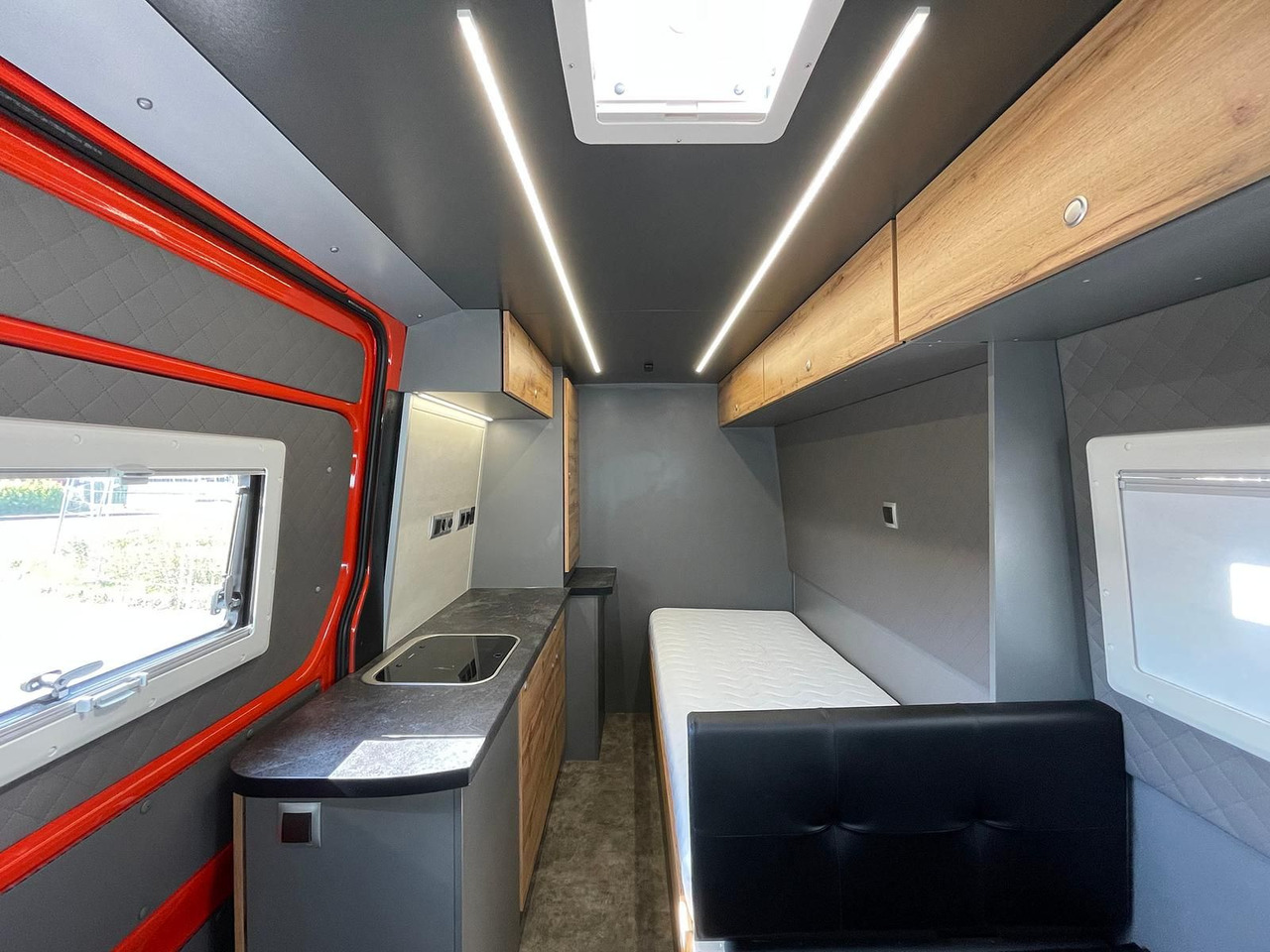 Furgón MAN TGE 3.180 L3H3 Individual S BF3+ BEGLEITFAHRZEUG: foto 24 Furgón MAN TGE 3.180 L3H3 Individual S BF3+ BEGLEITFAHRZEUG: foto 24