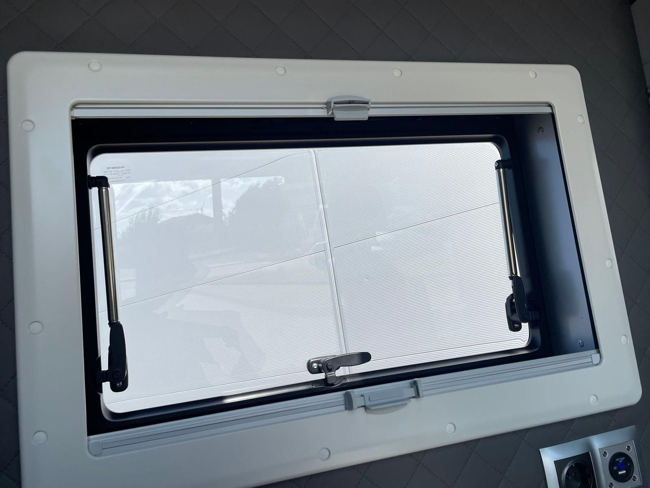 Furgón MAN TGE 3.180 L3H3 Individual S BF3+ BEGLEITFAHRZEUG: foto 40 Furgón MAN TGE 3.180 L3H3 Individual S BF3+ BEGLEITFAHRZEUG: foto 40