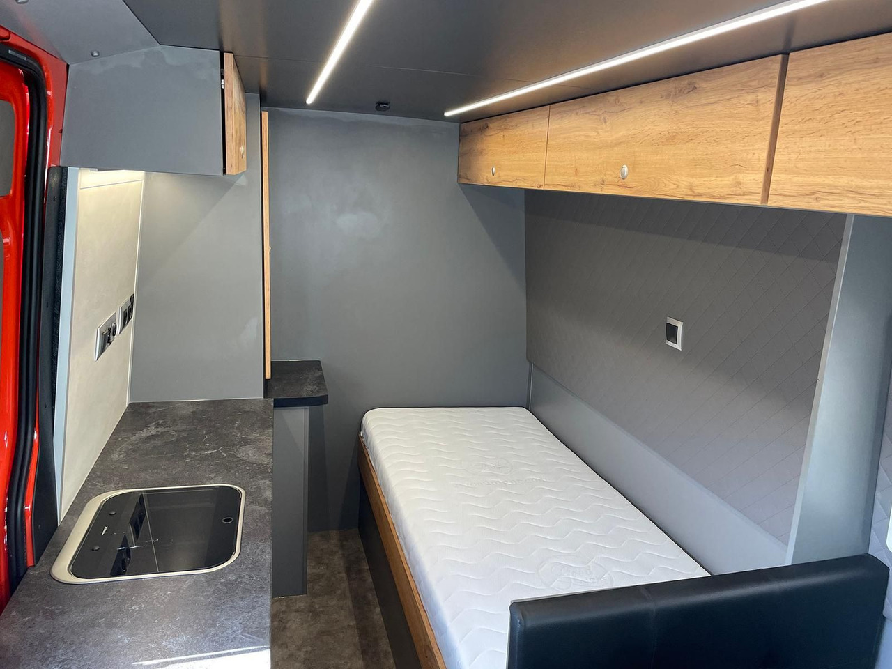 Furgón MAN TGE 3.180 L3H3 Individual S BF3+ BEGLEITFAHRZEUG: foto 35 Furgón MAN TGE 3.180 L3H3 Individual S BF3+ BEGLEITFAHRZEUG: foto 35