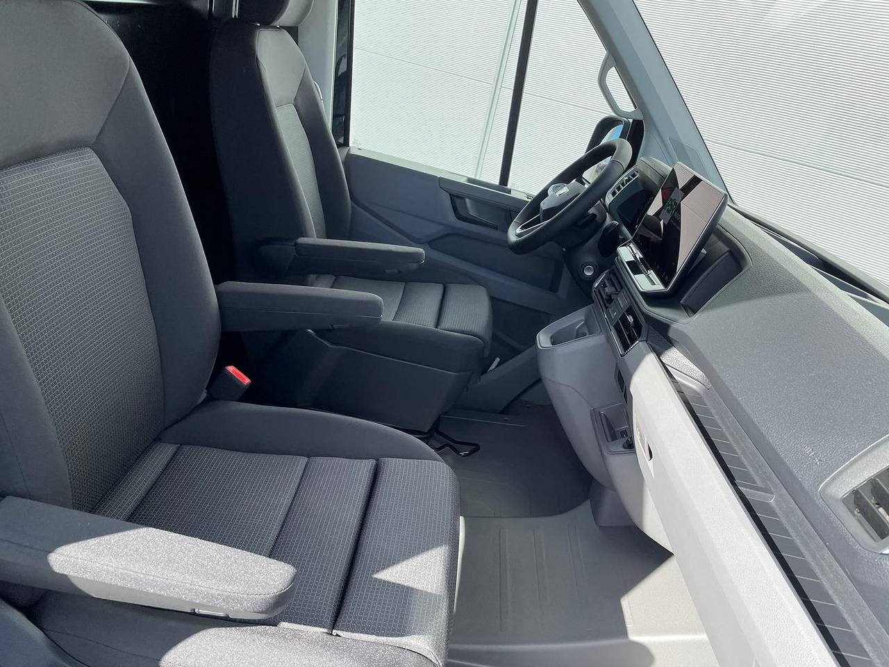 Coche MAN TGE 3.180 L3H3 Kasten STANDHZ ACC NAVI KAMERA: foto 26