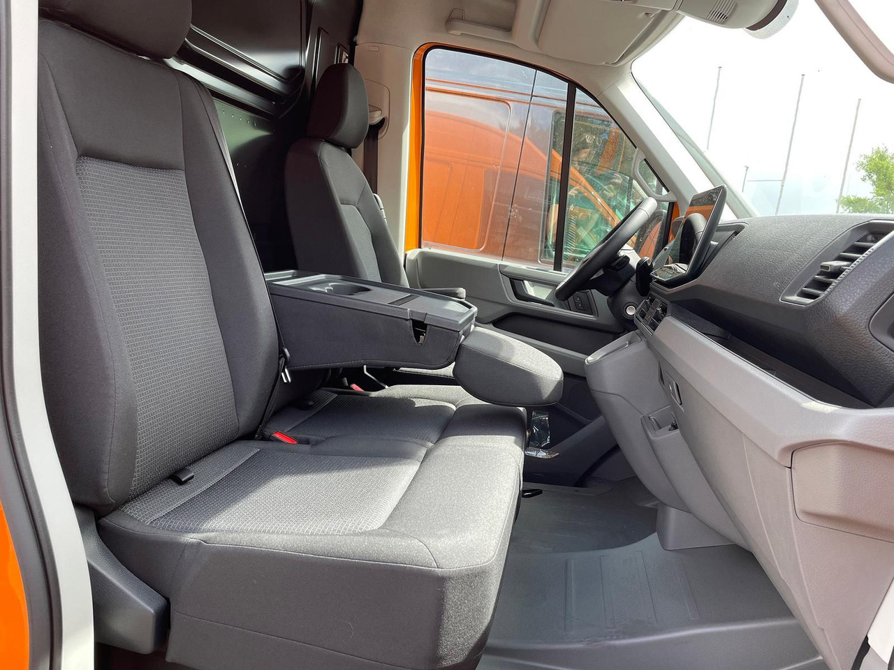 Furgón MAN TGE 3.180 L3H3 Kasten STANDHZ ACC NAVI KAMERA: foto 29 Furgón MAN TGE 3.180 L3H3 Kasten STANDHZ ACC NAVI KAMERA: foto 29