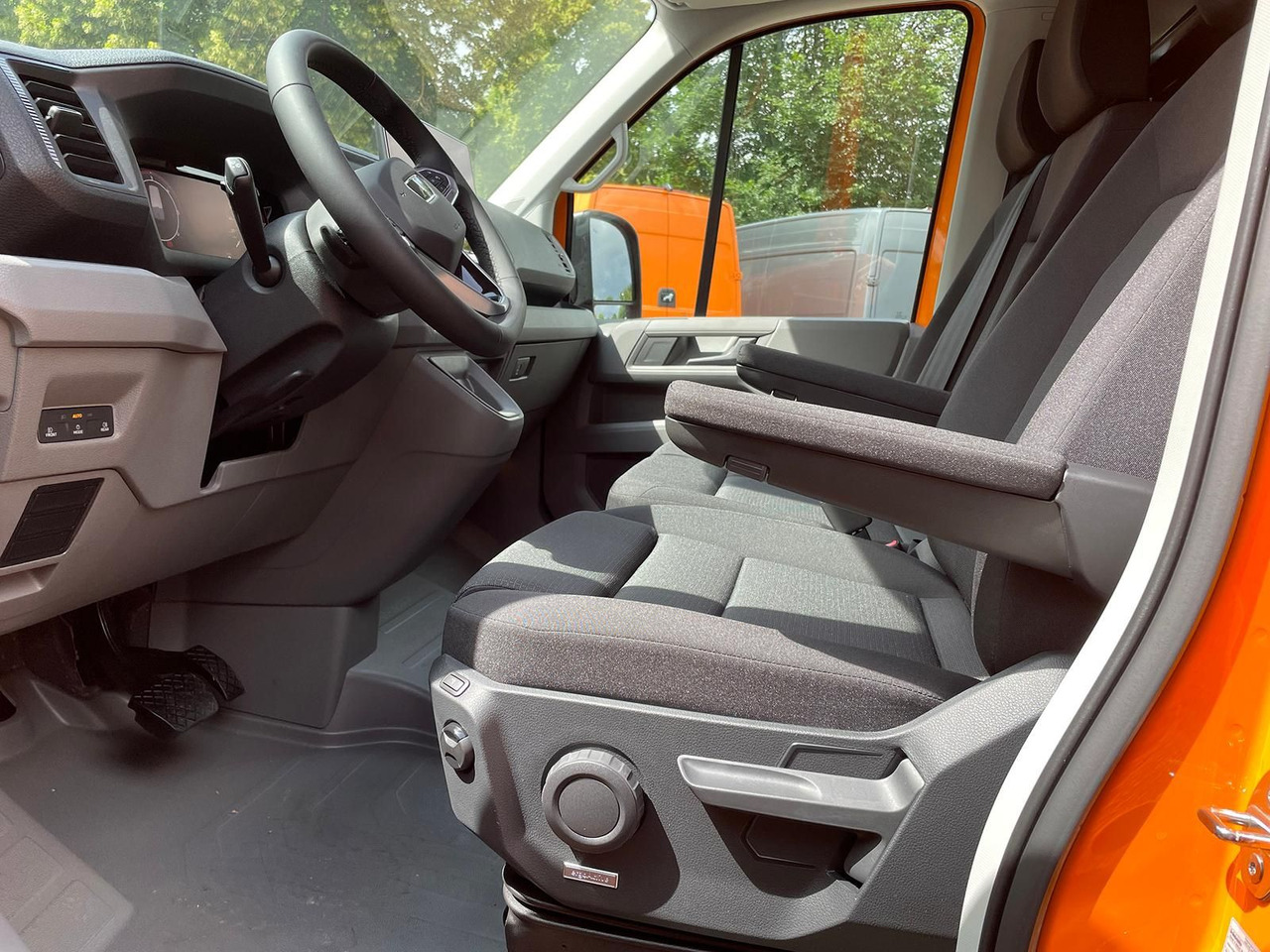 Furgón MAN TGE 3.180 L3H3 Kasten STANDHZ ACC NAVI KAMERA: foto 12 Furgón MAN TGE 3.180 L3H3 Kasten STANDHZ ACC NAVI KAMERA: foto 12