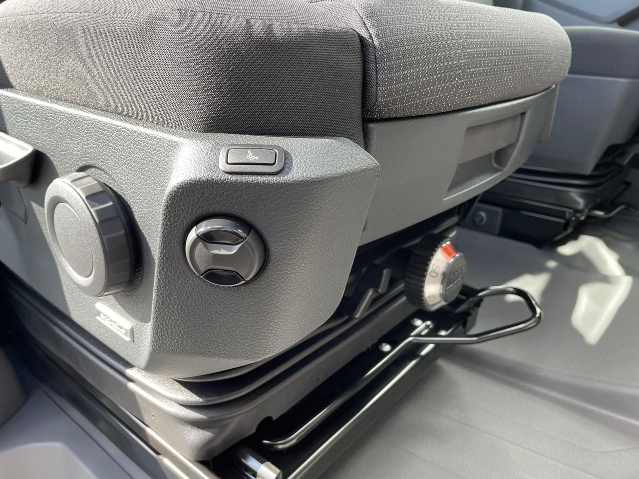 Coche MAN TGE 3.180 L3H3 Kasten STANDHZ ACC NAVI KAMERA: foto 27