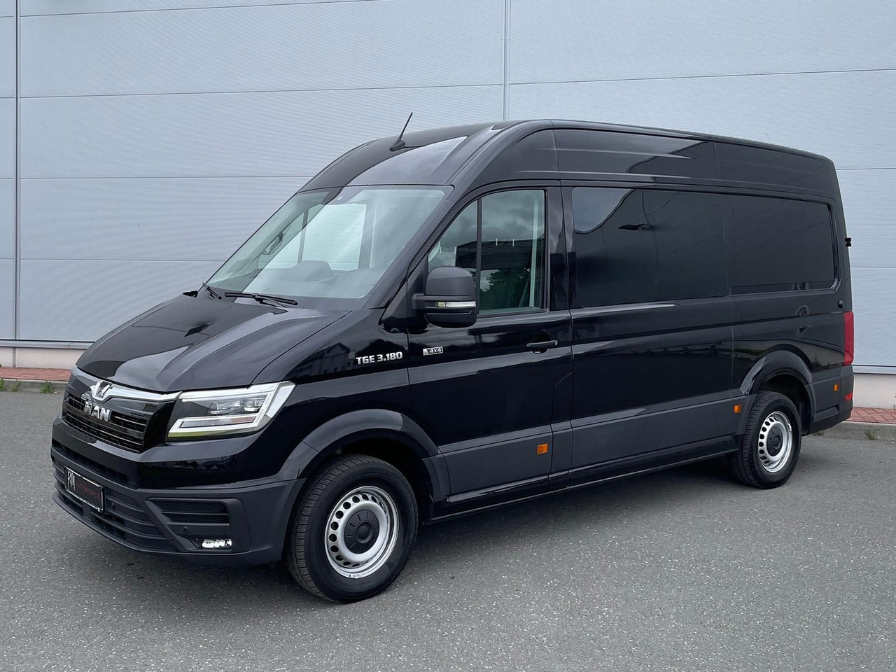 MAN TGE 3.180 L3H3 MIXTO 4x4 AUTOM DIFF AHK ACC NAV - Coche: foto 1 MAN TGE 3.180 L3H3 MIXTO 4x4 AUTOM DIFF AHK ACC NAV - Coche: foto 1