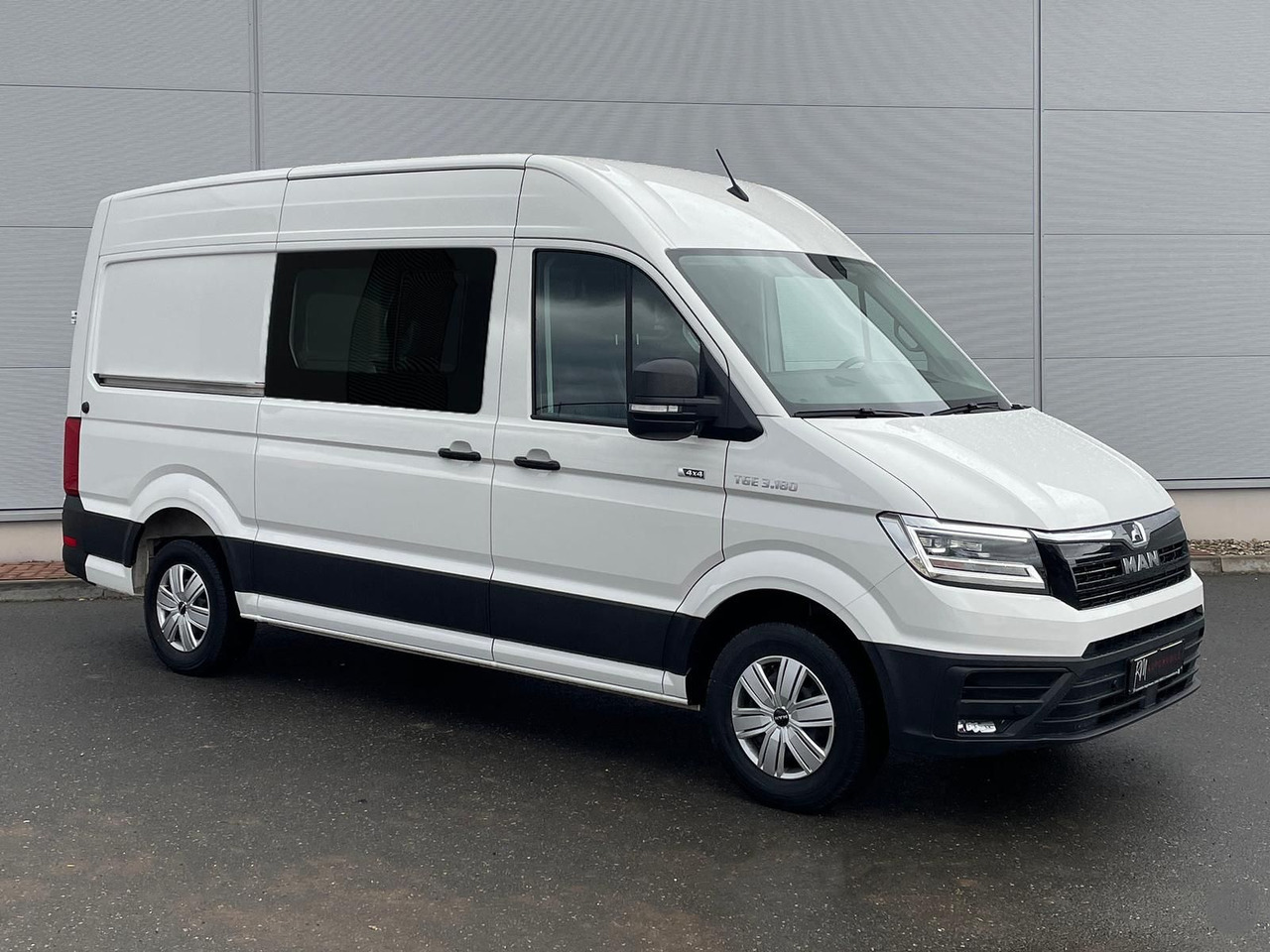 MAN TGE 3.180 L3H3 MIXTO 4x4 STANDHZ DIFF AHK ACC - Furgón, Furgoneta combi: foto 2 MAN TGE 3.180 L3H3 MIXTO 4x4 STANDHZ DIFF AHK ACC - Furgón, Furgoneta combi: foto 2