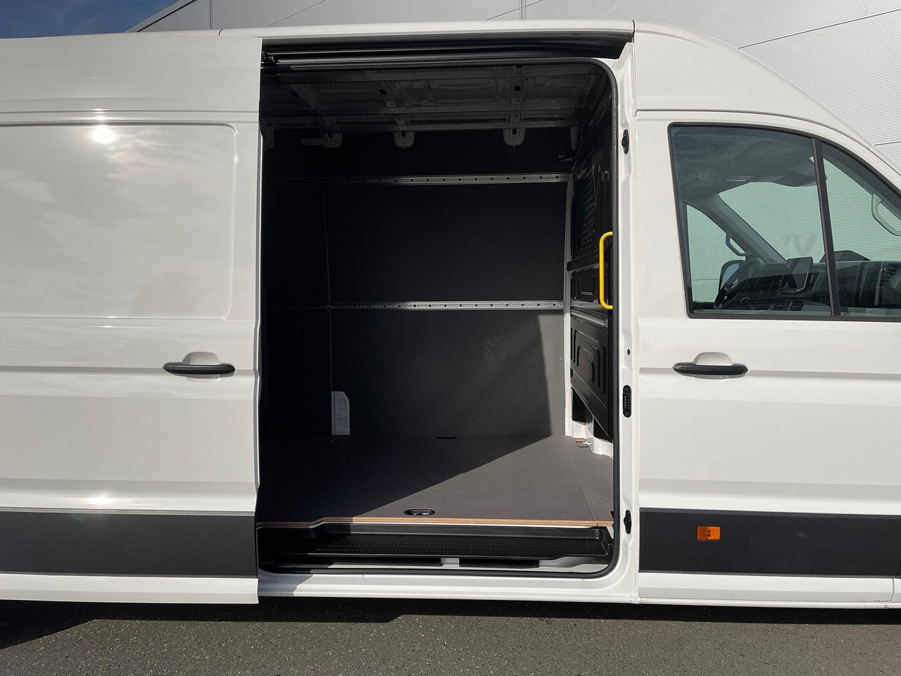 Furgoneta de pasajeros Volkswagen Crafter Kasten 35 L4H3 Autom. NAVI KAMERA KLIMA: foto 10 Furgoneta de pasajeros Volkswagen Crafter Kasten 35 L4H3 Autom. NAVI KAMERA KLIMA: foto 10
