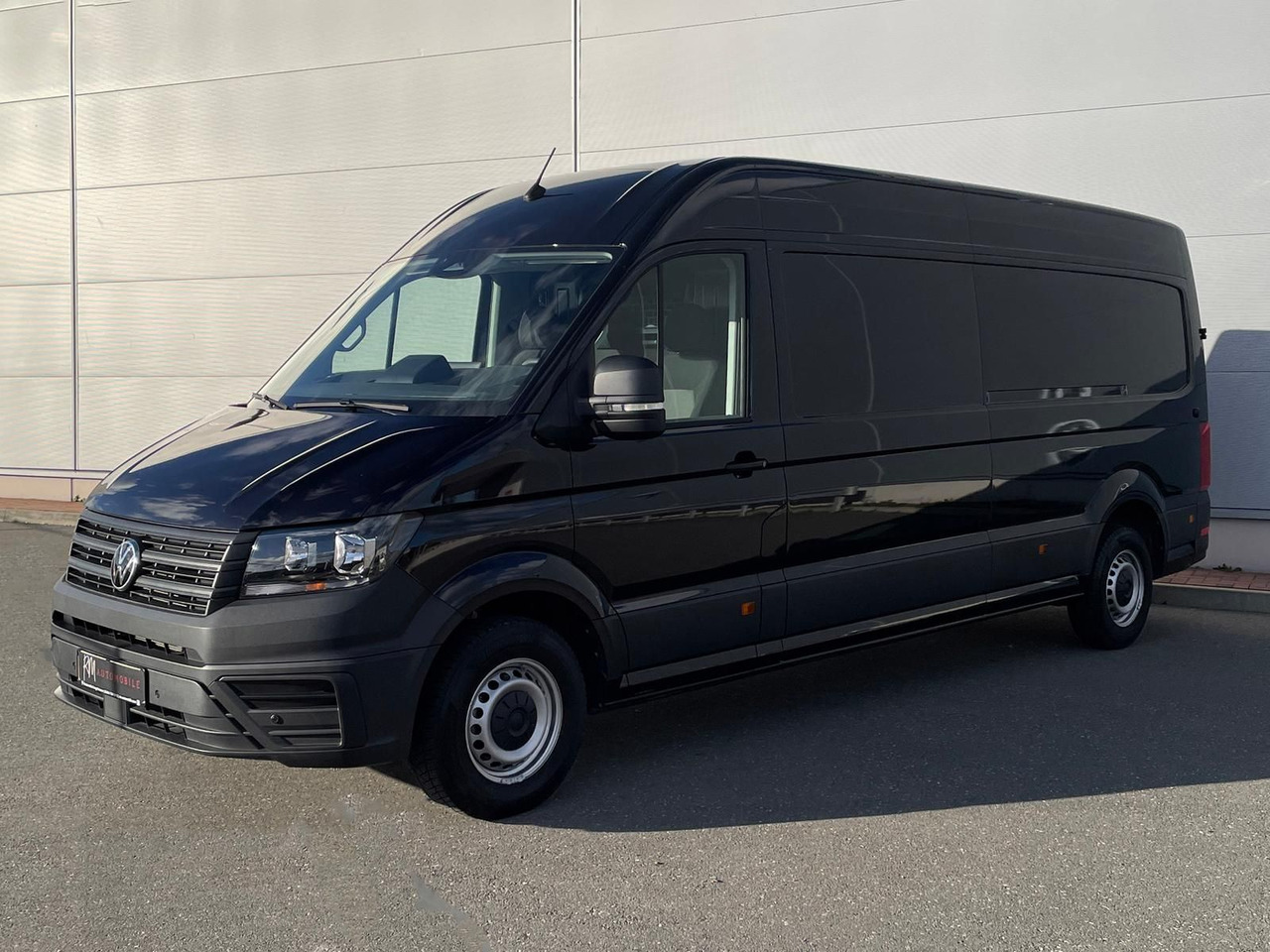 Volkswagen Crafter Kasten 35 L4H3 NAV SITZHZ AHK DAB KAMERA - Furgoneta de pasajeros: foto 1 Volkswagen Crafter Kasten 35 L4H3 NAV SITZHZ AHK DAB KAMERA - Furgoneta de pasajeros: foto 1
