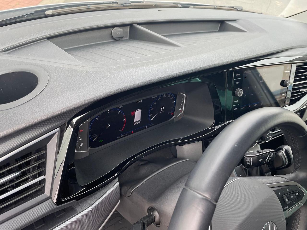 Furgoneta de pasajeros Volkswagen T6.1 Caravelle Highline STANDHZ NAVI LEDER PDC: foto 28 Furgoneta de pasajeros Volkswagen T6.1 Caravelle Highline STANDHZ NAVI LEDER PDC: foto 28