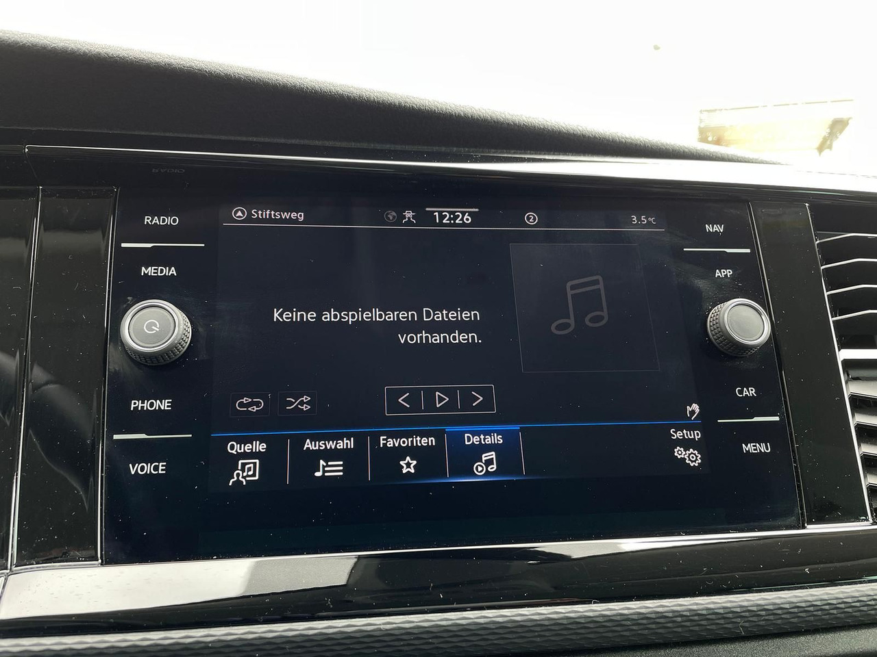 Coche nuevo Volkswagen T6.1 Transporter 2.0 TDI lang 4MOTION SITZHZ NAV: foto 19 Coche nuevo Volkswagen T6.1 Transporter 2.0 TDI lang 4MOTION SITZHZ NAV: foto 19