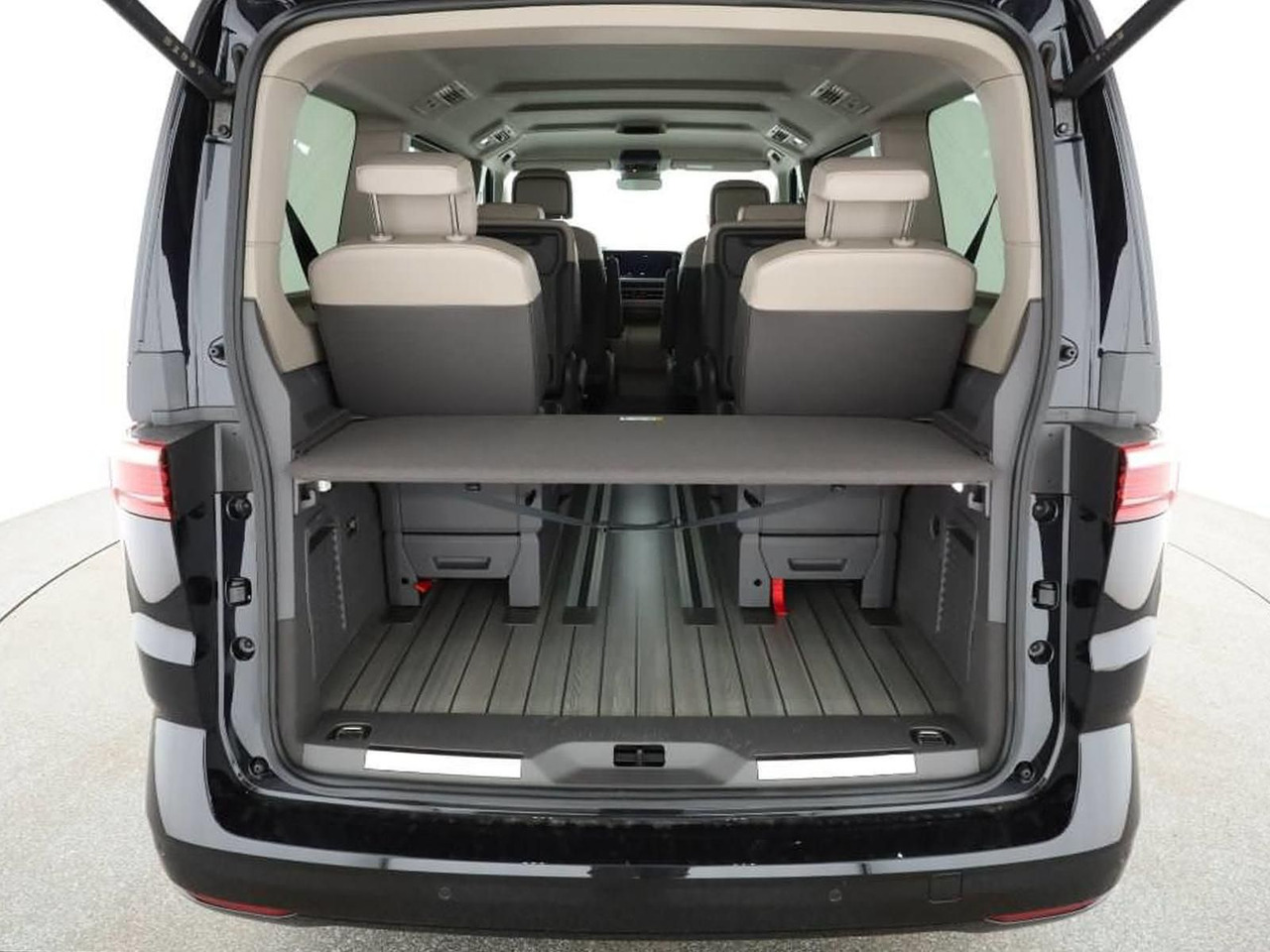 Volkswagen T7 Multivan Style LR el. Sitze ACC DCC SHZ Leder - Minibús, Furgoneta de pasajeros: foto 5 Volkswagen T7 Multivan Style LR el. Sitze ACC DCC SHZ Leder - Minibús, Furgoneta de pasajeros: foto 5