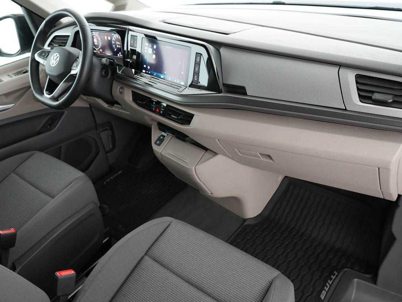 Volkswagen T7 Multivan eHybrid lang 4MOTION NAVI AHK ACC - Minibús, Furgoneta de pasajeros: foto 3 Volkswagen T7 Multivan eHybrid lang 4MOTION NAVI AHK ACC - Minibús, Furgoneta de pasajeros: foto 3