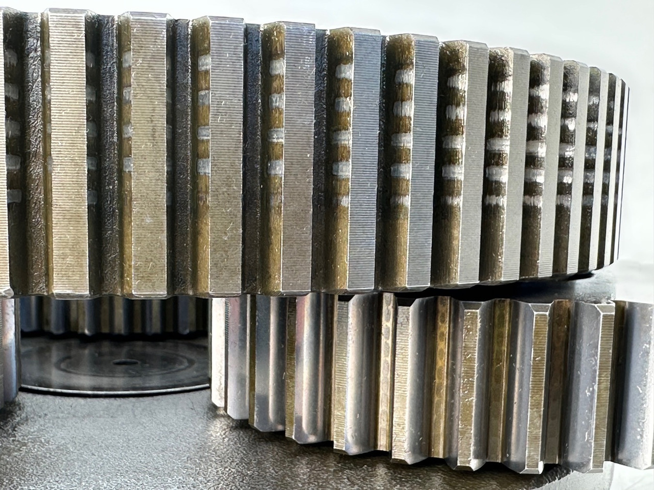 Reductor de giro para Excavadora LIEBHERR Original Planetenträger ID-Nr.944171103 mit Planetenräder ID-Nr.944110603-ID-Nr.90201469 mit Lamellenträger ID-Nr.944112103. A900C,A944B,E942,LOS942,LOS944,P942,P944,R942,R944,R944B. #HRV#: foto 11 Reductor de giro para Excavadora LIEBHERR Original Planetenträger ID-Nr.944171103 mit Planetenräder ID-Nr.944110603-ID-Nr.90201469 mit Lamellenträger ID-Nr.944112103. A900C,A944B,E942,LOS942,LOS944,P942,P944,R942,R944,R944B. #HRV#: foto 11