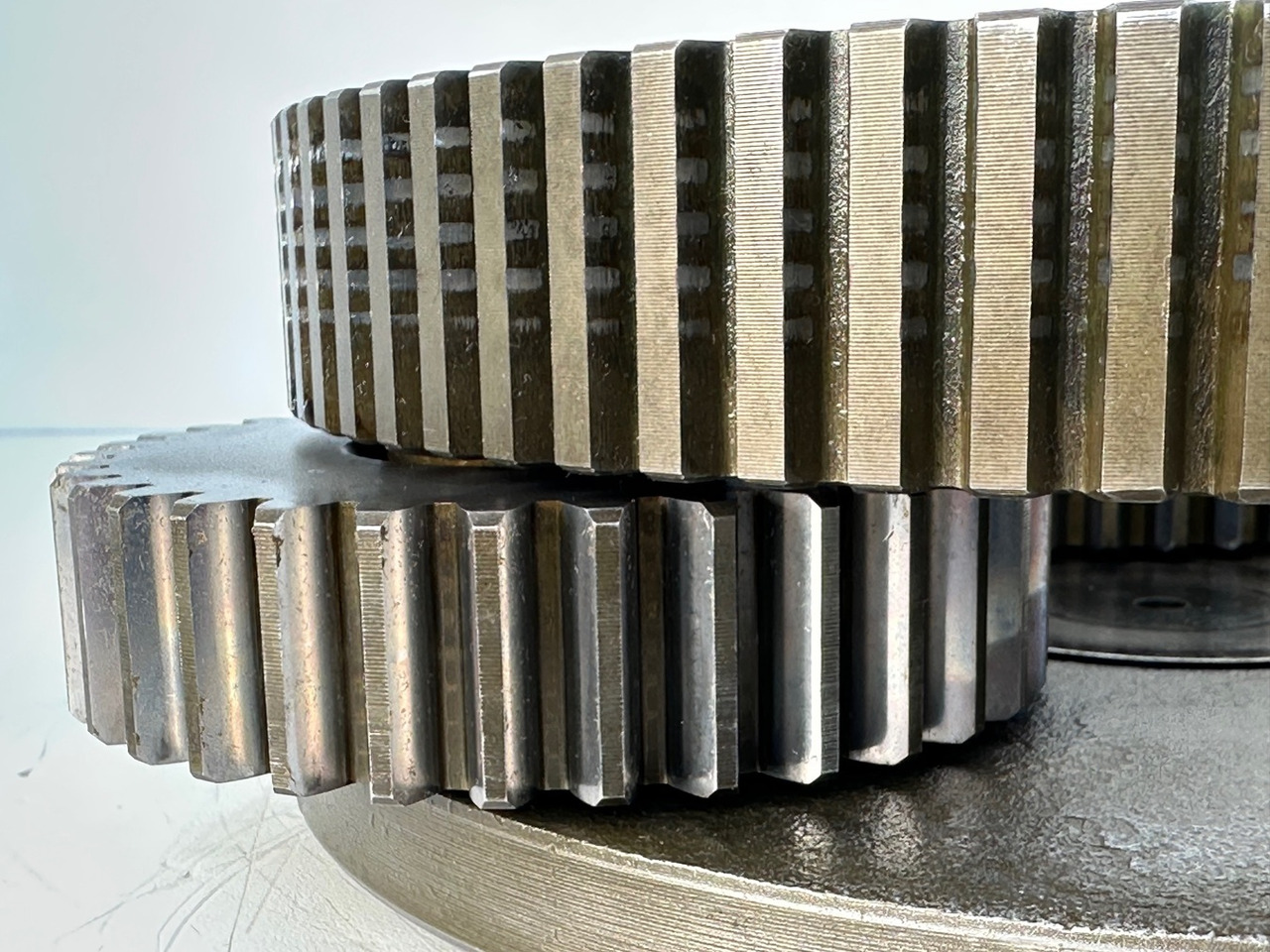 Reductor de giro para Excavadora LIEBHERR Original Planetenträger ID-Nr.944171103 mit Planetenräder ID-Nr.944110603-ID-Nr.90201469 mit Lamellenträger ID-Nr.944112103. A900C,A944B,E942,LOS942,LOS944,P942,P944,R942,R944,R944B. #HRV#: foto 10 Reductor de giro para Excavadora LIEBHERR Original Planetenträger ID-Nr.944171103 mit Planetenräder ID-Nr.944110603-ID-Nr.90201469 mit Lamellenträger ID-Nr.944112103. A900C,A944B,E942,LOS942,LOS944,P942,P944,R942,R944,R944B. #HRV#: foto 10