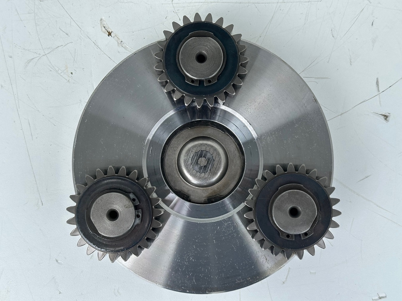 Liebherr - Bonfiglioli Planetenradsatz mit ID-Nr.10355341. LTM 1045-3-1-, LTM 1050-3-1, LTM 1055-1, LTM 1055-3-1-, LTM 1055-3-2-, LTM1070-4-1-, LTM1070-4-2-. #10355341.6088598# - Caja de cambios y piezas: foto 3 Liebherr - Bonfiglioli Planetenradsatz mit ID-Nr.10355341. LTM 1045-3-1-, LTM 1050-3-1, LTM 1055-1, LTM 1055-3-1-, LTM 1055-3-2-, LTM1070-4-1-, LTM1070-4-2-. #10355341.6088598# - Caja de cambios y piezas: foto 3