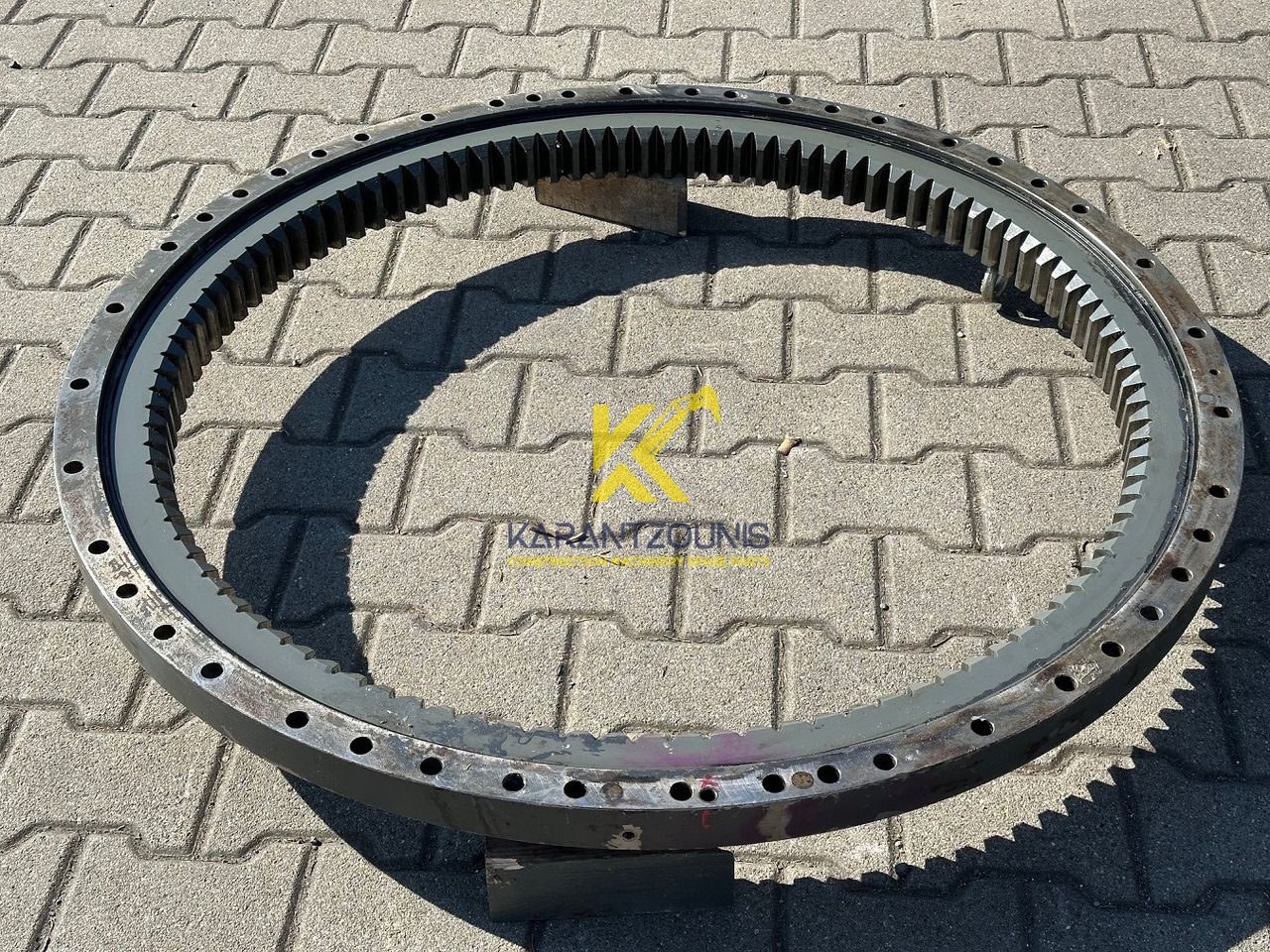 Liebherr Drehkranz - Kugeldrehverbindung Typ:KUD34VJ009-000. ID-Nr.90213287. R914RAIL,R914COMP,R914K-S,R914K-STD,R918LC,R918NLC,R918XLC,R920K-LC,R920K-NLC. #90213287.21155# - Corona de giro para Maquinaria de construcción: foto 4 Liebherr Drehkranz - Kugeldrehverbindung Typ:KUD34VJ009-000. ID-Nr.90213287. R914RAIL,R914COMP,R914K-S,R914K-STD,R918LC,R918NLC,R918XLC,R920K-LC,R920K-NLC. #90213287.21155# - Corona de giro para Maquinaria de construcción: foto 4